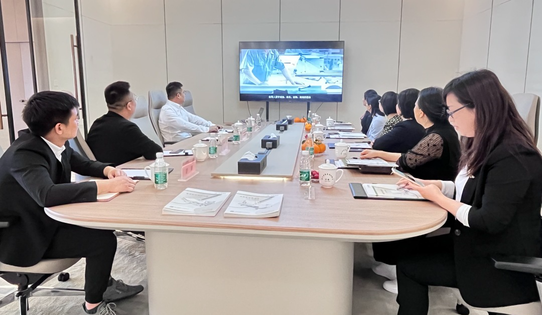 面对面传经送宝 心连心砥砺前行|省护理学会专家一行莅临乐动网页版